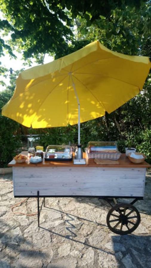 לינה וארוחת בוקר Ginestas Au Jardin D'Amphora מראה חיצוני תמונה
